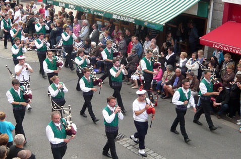 Breton musicians in Lorient