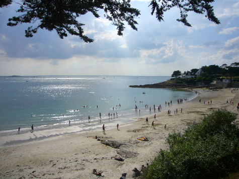 Beach in Port Navalo (gulf of Morbihan, Bretagne)