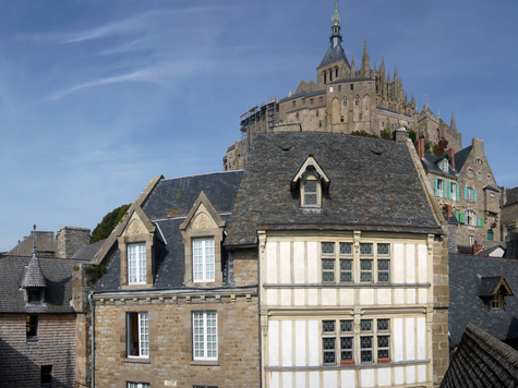 The town in Mont Saint Michel